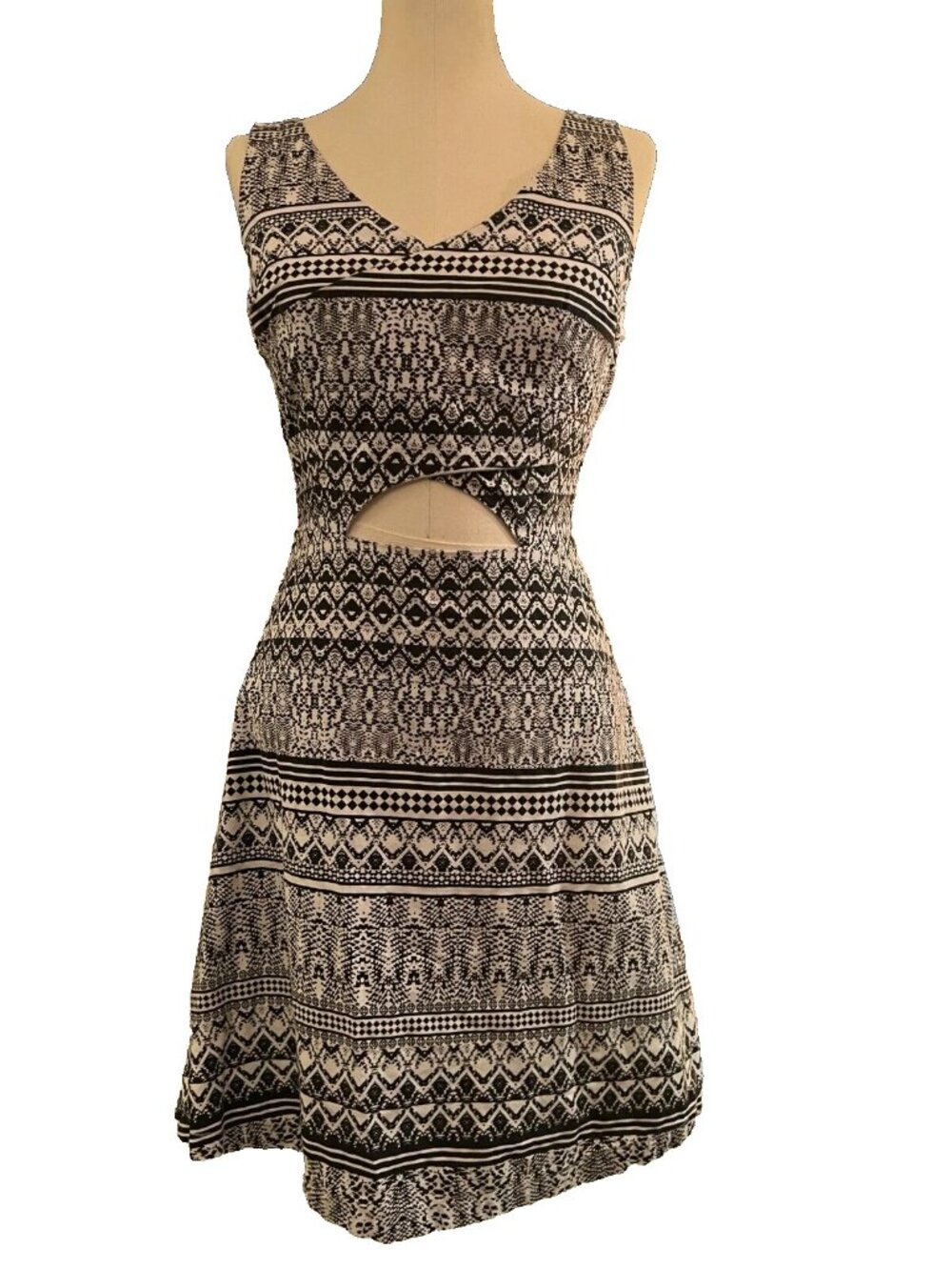 Jessica Simpson Black/White Sleeveless Cross Front/Cutout Cotton Women's Dress M